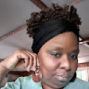 Meet your Posher, Adraine